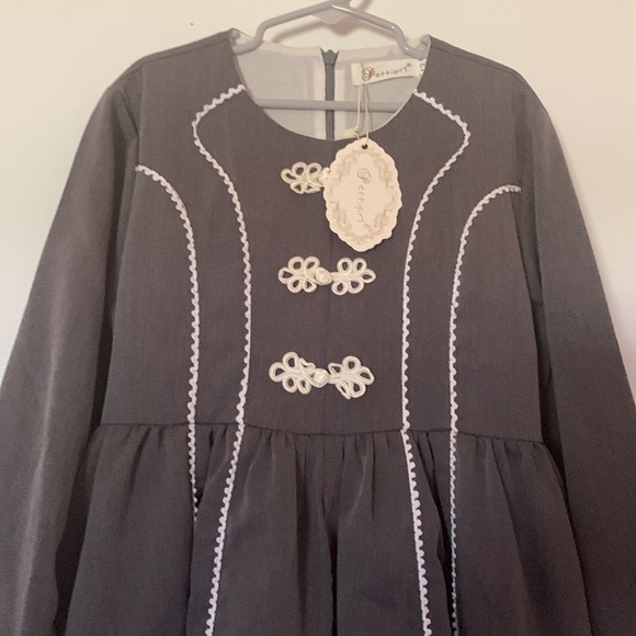 Dress - Picture 2 of 4